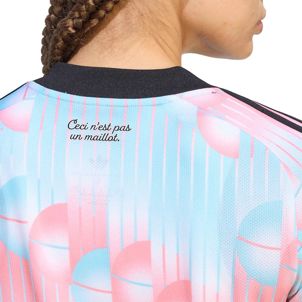 model wearing a belgium 2026 away jersey neck details