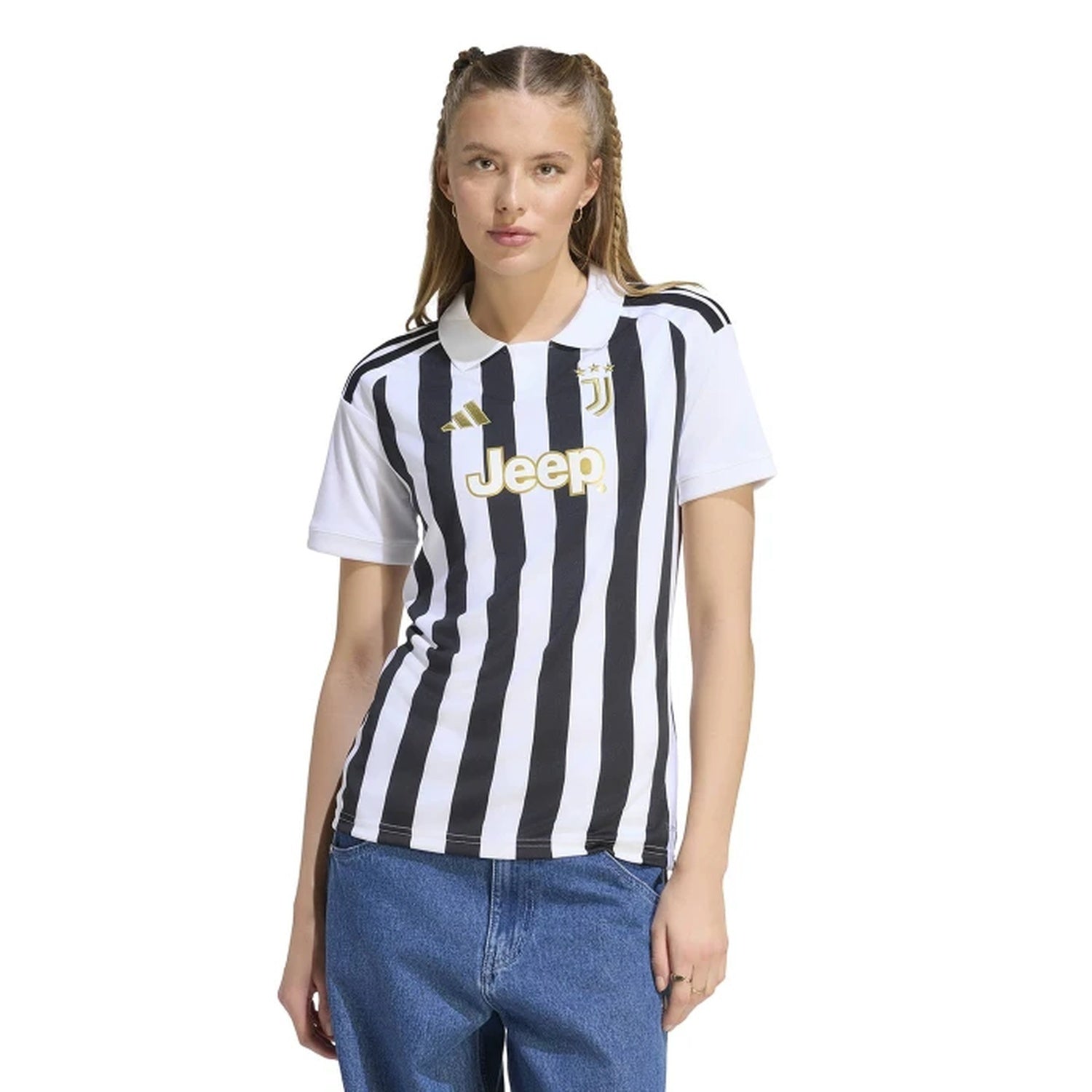 Model wearing Juventus 2026/27 women's home jersey casual outfit